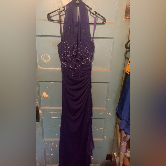 Homecoming and prom dressed - Picture 16 of 16